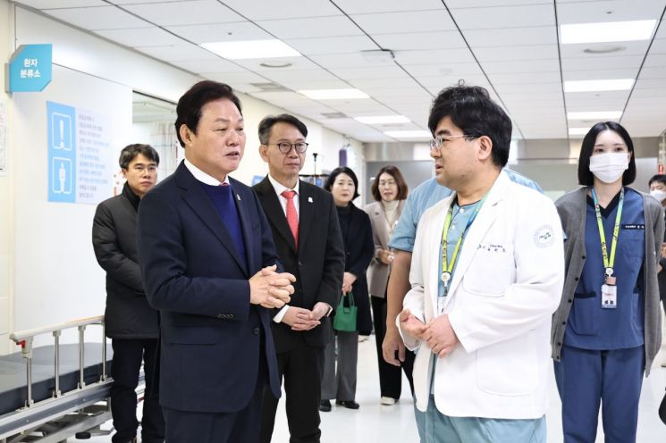 박완수 경남지사, '도민 안전' 챙기기로 새해 시작 … "한 명도 의료 공백 겪지 않게"