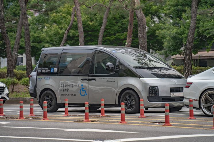 "올해 보조금 82% 늘어" 전기 승합차 시장 뜬다…스타리아 EV 출격 준비