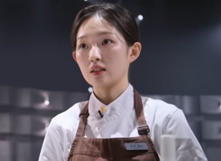 '흑백요리사' 열풍이 불붙인 전쟁…줄도 사고 판다