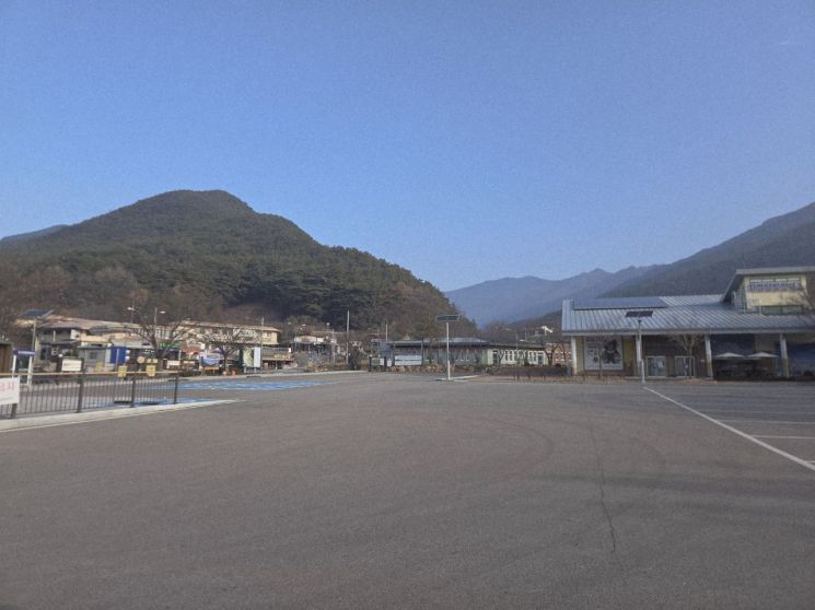 "구례 화엄주차장 무료 개방한다"