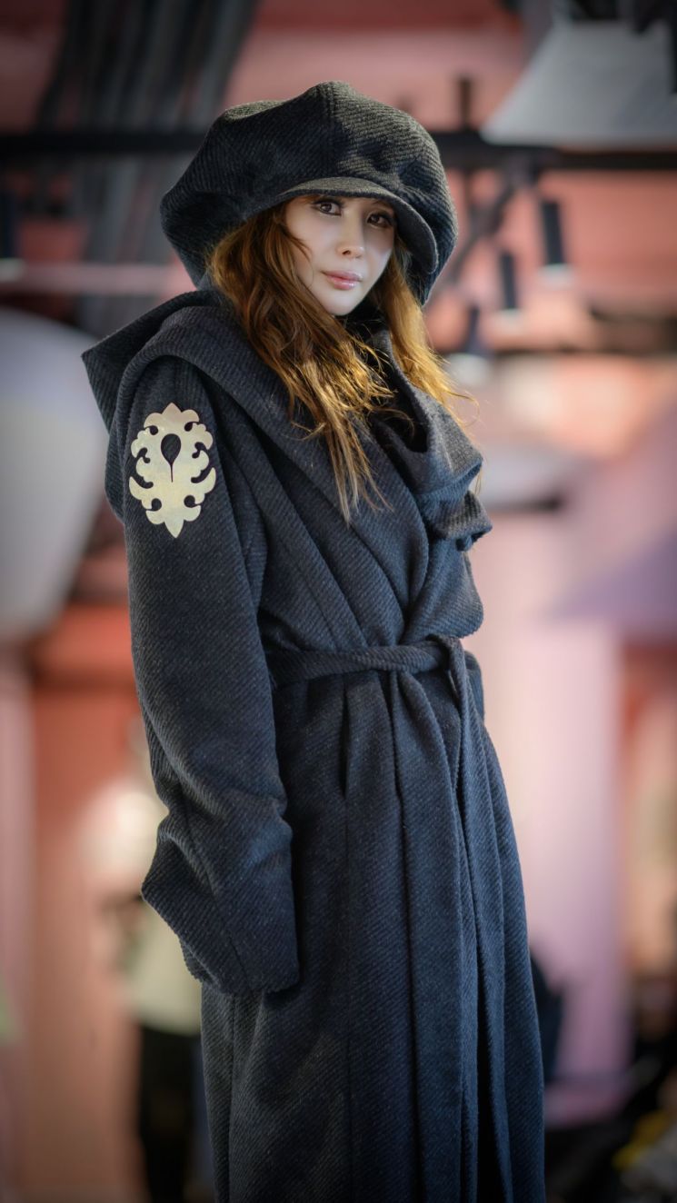 '대구의 딸' 모델 나영희, 백유선 패션쇼서 압도적 아우라 발산