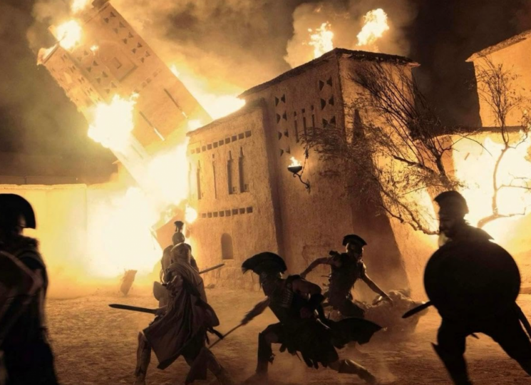 1000만 영화 사라진 극장…나홍진 500억 '반격의 여름' 쓸까