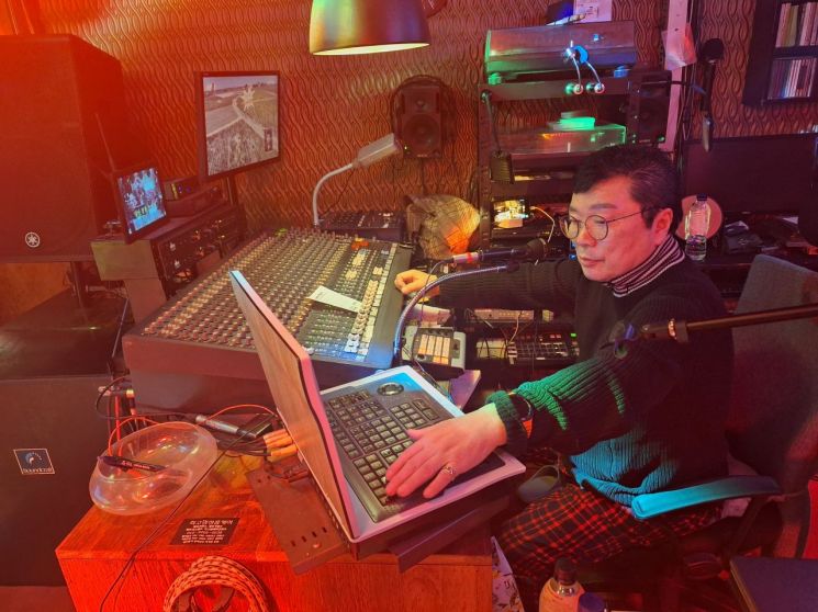 대구 종로의 소년 '양국신', 비틀즈를 품고 수성못의 전설이 되다