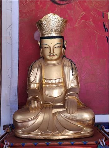 양산 신흥사 우협시 보살좌상.