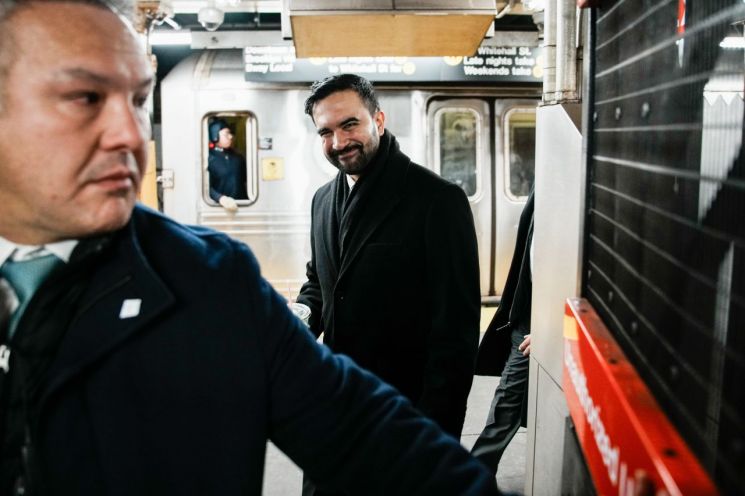 찔끔 올랐어도 지하철 기본요금 4300원…"월급으로 감당 안돼" 복장터진 시민들