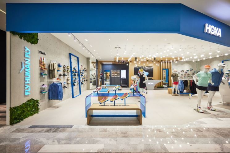 하청업체 직원 폭행 논란 커지자 '호카' 총판 대표 사과