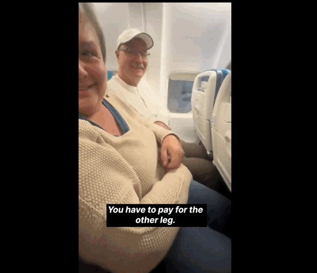 "무릎이 앞좌석에 닿다니"…닭장 같은 비행기에 "너무해" 비난 폭주