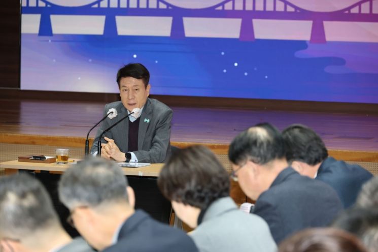 새해 행정 키워드는 ‘시민’… 포항시 새해 첫 확대간부회의, 위민충정 다시 꺼내 들다