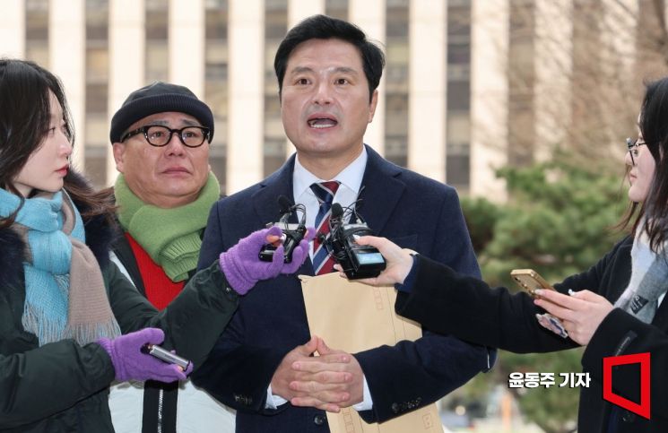 [포토] 김태우 전 강서구청장, 경찰 출석