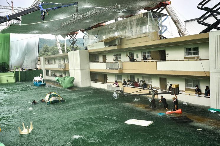 넷플릭스 직행작도 '영화' 범주에 포함될까…개정안 발의