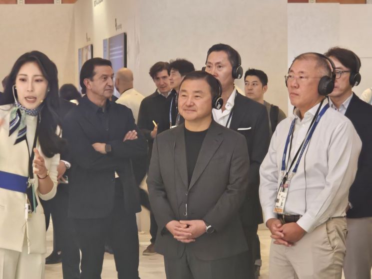 [CES 2026]정의선, 삼성 찾아 "콜라보하시죠"…엔비디아·퀄컴 관람(종합)