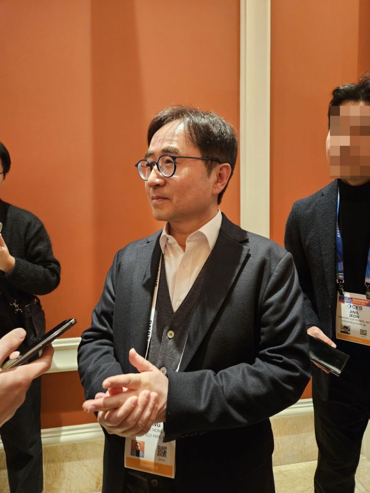 Jang Deokhyun, President of Samsung Electro-Mechanics: "Mexico Plant to Resume Operations in Second Half... Production to Start with Camera Modules for Humanoids" [CES 2026]