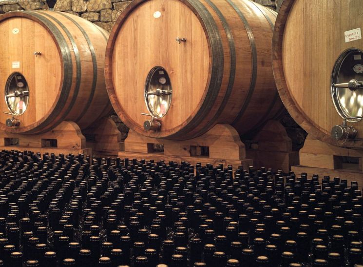 [아경와인셀라]몬탈치노 테루아의 입맞춤…1년을 한 병에 담았다