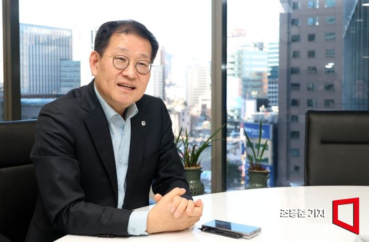 [신년인터뷰]"AI가 금융시장 재편할 것…혁신없으면 격차 벌어져"