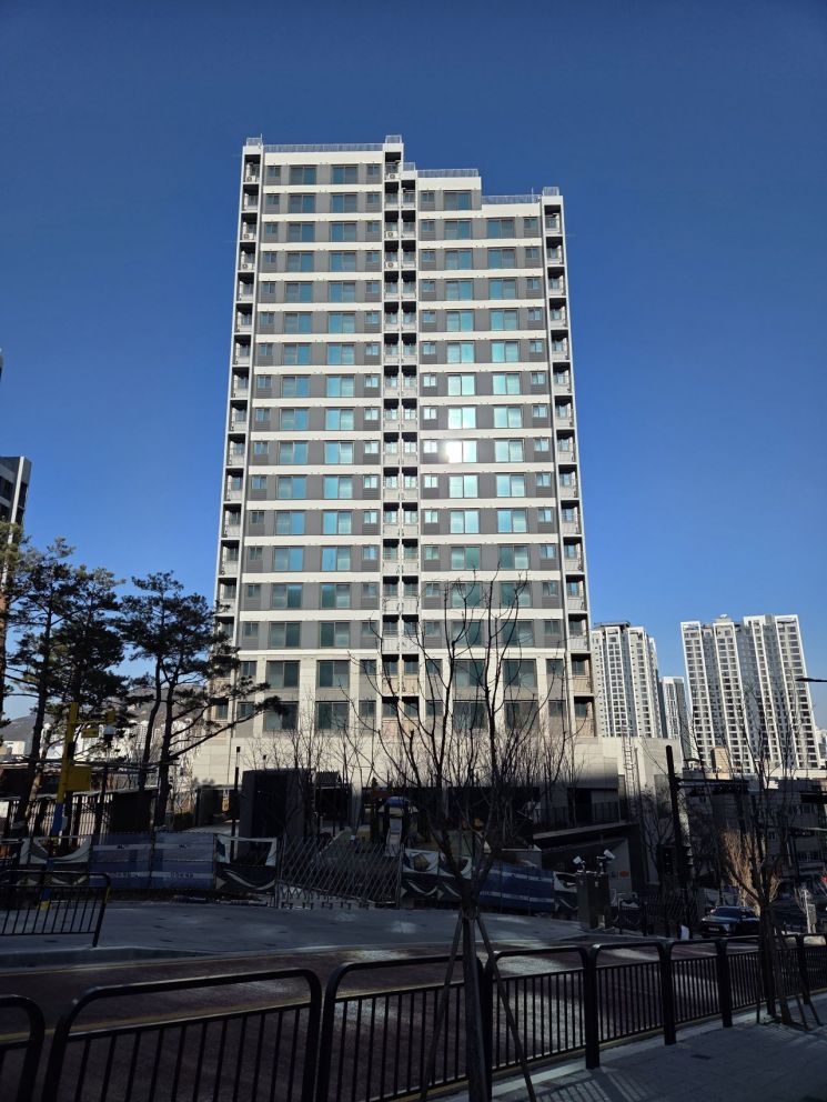 GH, 공공임대주택 5개 단지 '단열·스마트필름' 설치