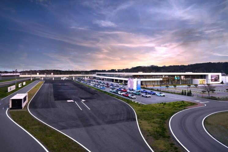 BMW코리아, 인천공항과 드라이빙 센터 운영 재계약