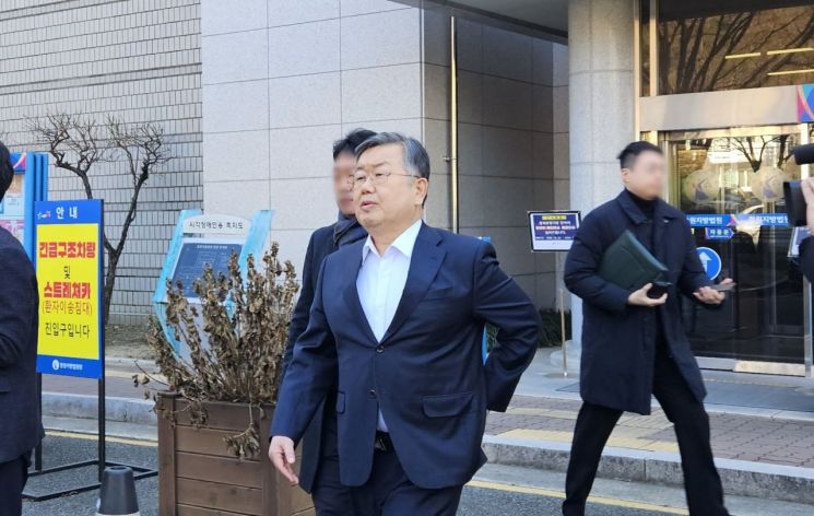 [속보] '뇌물 수수' 혐의 박일호 전 밀양시장, 1심서 무죄