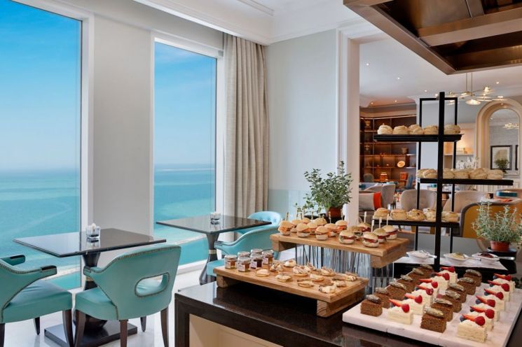 '5성급 호텔' 아침 7시에 갔더니…"짐만 맡기려 했는데 바로 들어갔다"