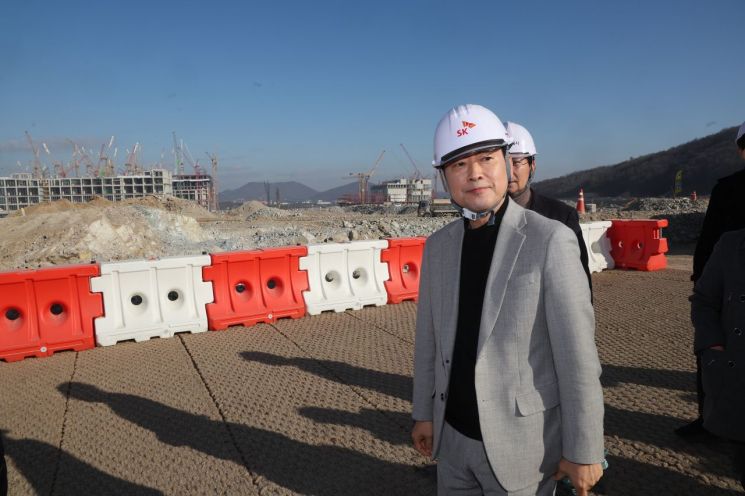 국민의힘 장동혁 '반도체 새만금 이전론' 비판