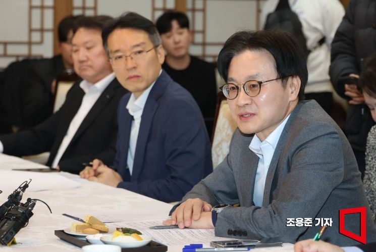 [포토] 김정관 장관, 암참 초청 간담회 발언