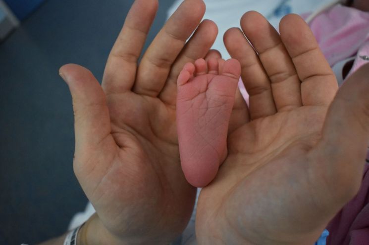 3년간 육아보조금 225만원…부모 부담 더는 '이 나라'