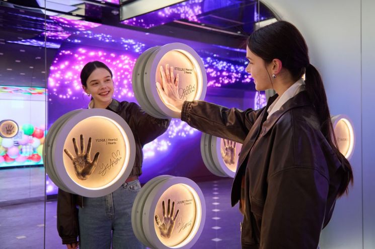 롯데免, 명동본점 '스타에비뉴' 리뉴얼…"방한 관광객 체험 콘텐츠 확대"