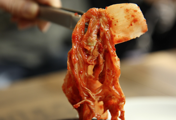 "건강한 줄 알았는데" 한국인 암 6%는 밥상 탓…암 기여 1위 음식은?