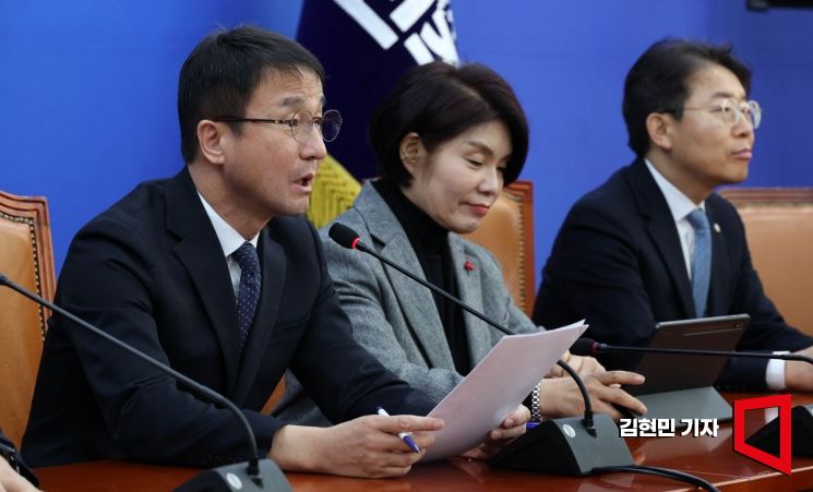 [포토] 한병도 "중수청·공소청법 당정 이견 없어…치열한 토론은 당연"