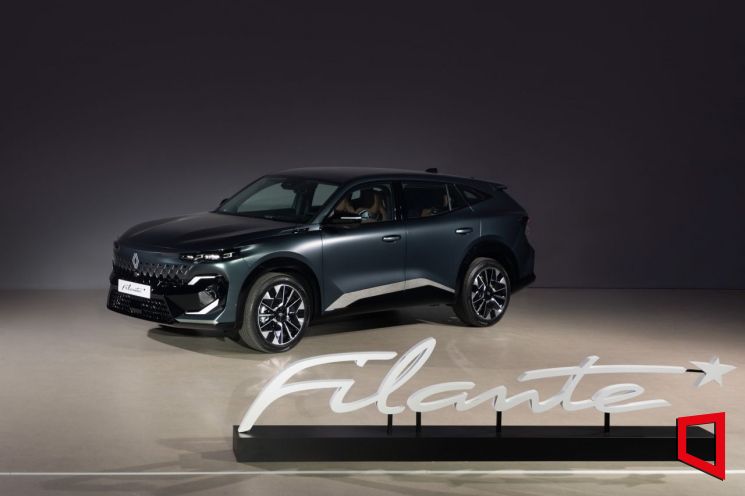 "프랑스가 디자인하고 한국이 만들다"…르노 '필랑트' 세계 첫 공개