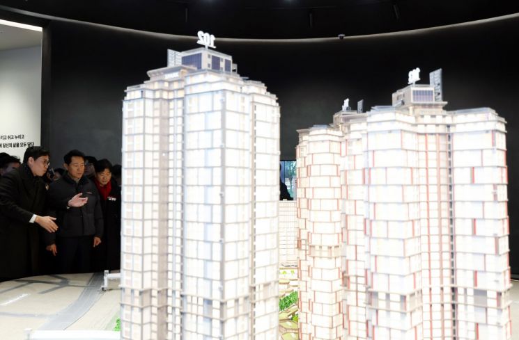 558가구 줍줍→억대 프리미엄…'국평 14억' 노원구 아파트의 반전[부동산AtoZ]