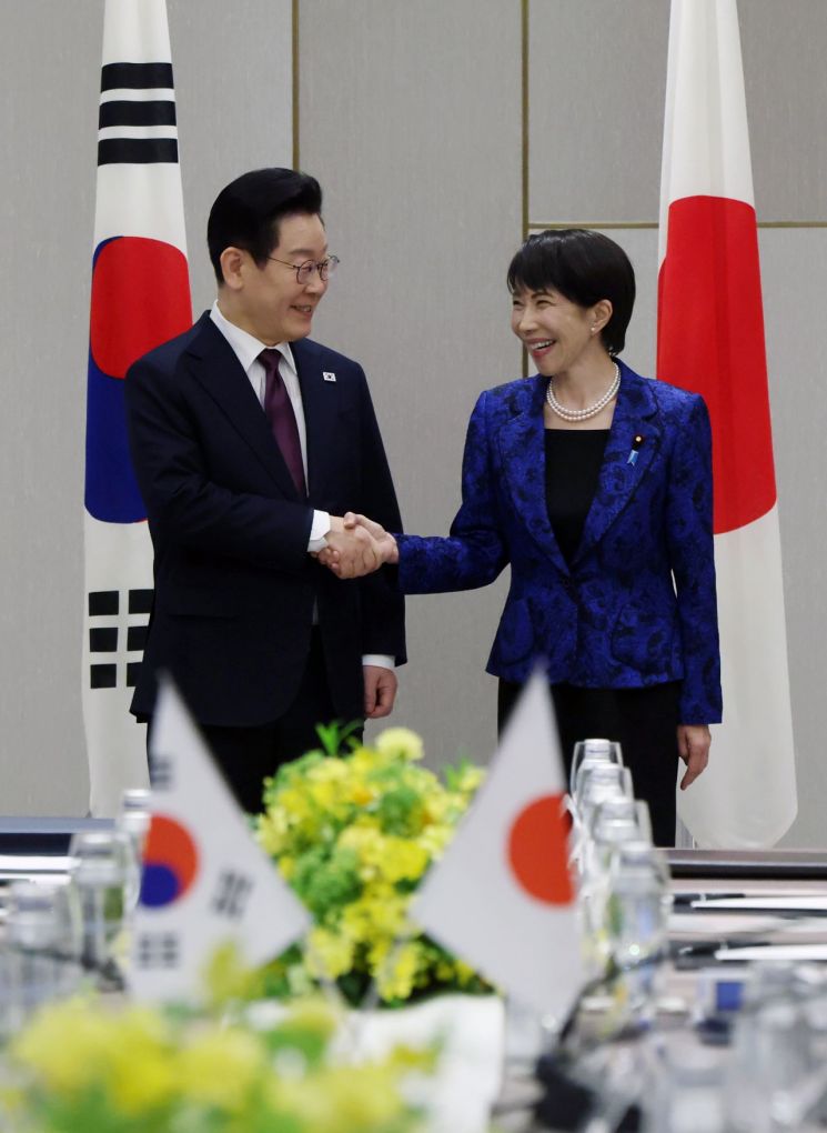 [속보] 李대통령 "'조세이 탄광' 유해 신원 확인, 실무 협의 진행"