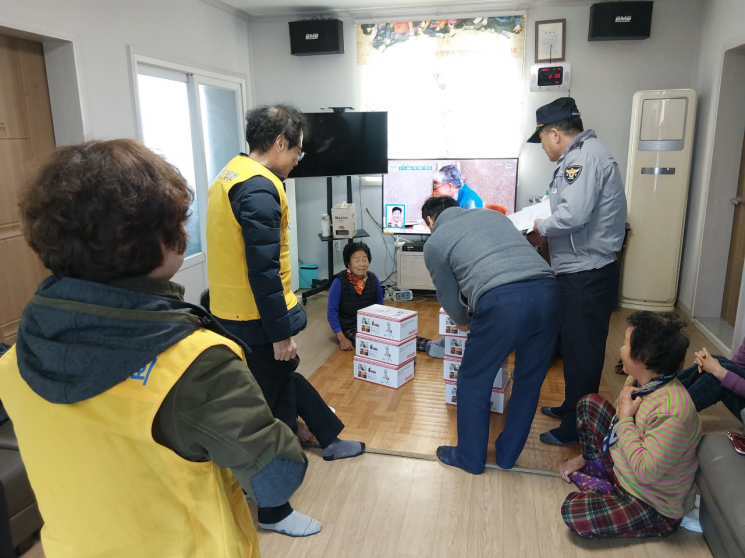 영광 홍농파출소·한빛원전, 지역상생 구급함 250개 지원