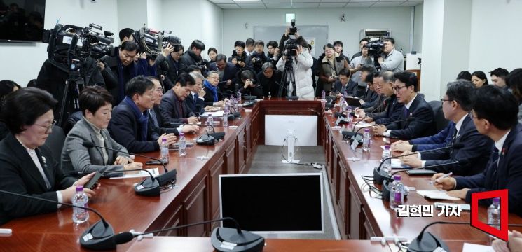 [포토] 광주·전남 통합 머리 맞댄 당정…金총리 “며칠 내 큰 방향 정리”