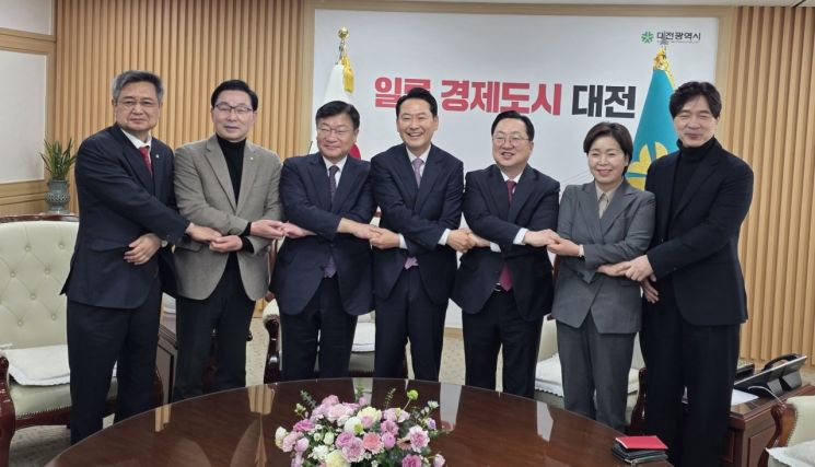 이장우"대전충남 통합 시 조직권·재정권·고도의 지방자치권 넘겨야"