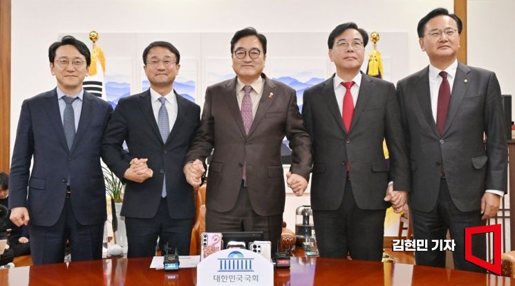 새해 첫 본회의도 ‘필버’ 정국…여야, 2차 특검 두고 갈등