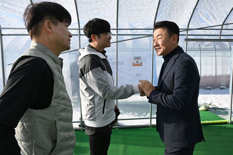 김동근 의정부시장, 종합운동장 동계 육상트랙 시설·안전 체계 집중 점검