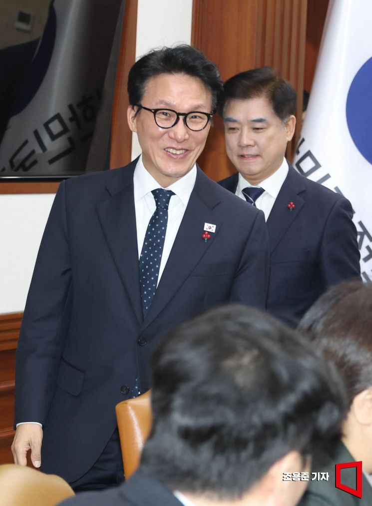 [포토] 김민석 총리 국가정책조정회의 주재