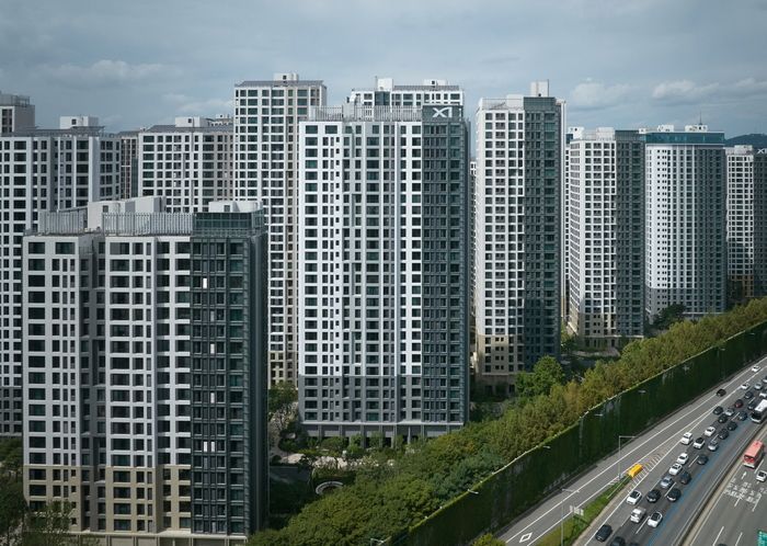 '방 한 칸인데' 보증금 3000만원에 월세 140만원…서초구 신축 매물 논란