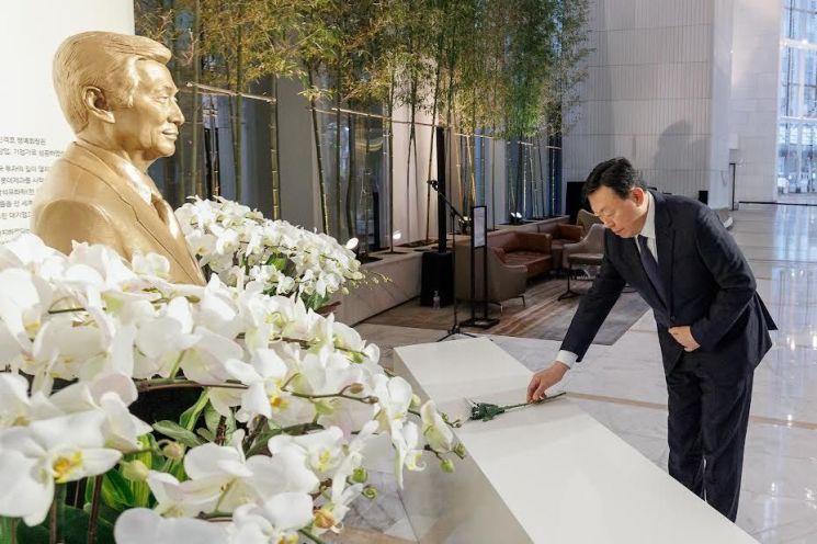 조직쇄신 후 첫 사장단회의…롯데, 2026년 상반기 VCM 개최