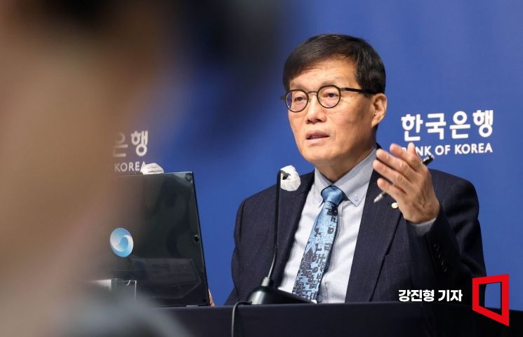 1월 '만장일치'와 향후 '5대 1'…기준금리 동결 장기화에 무게(종합2보)