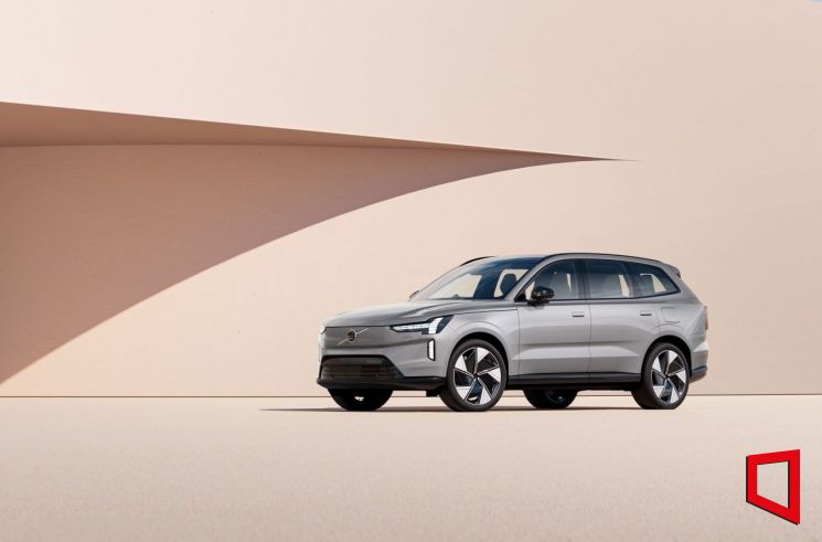 볼보코리아, 차세대 전기 플래그십 EX90·ES90 상·하반기 출시