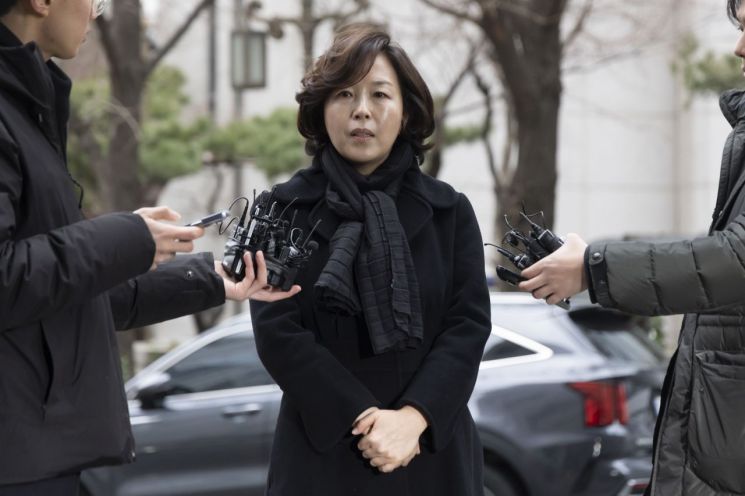 '공천헌금 1억' 진실공방…경찰, 강선우 '늑장 수사'