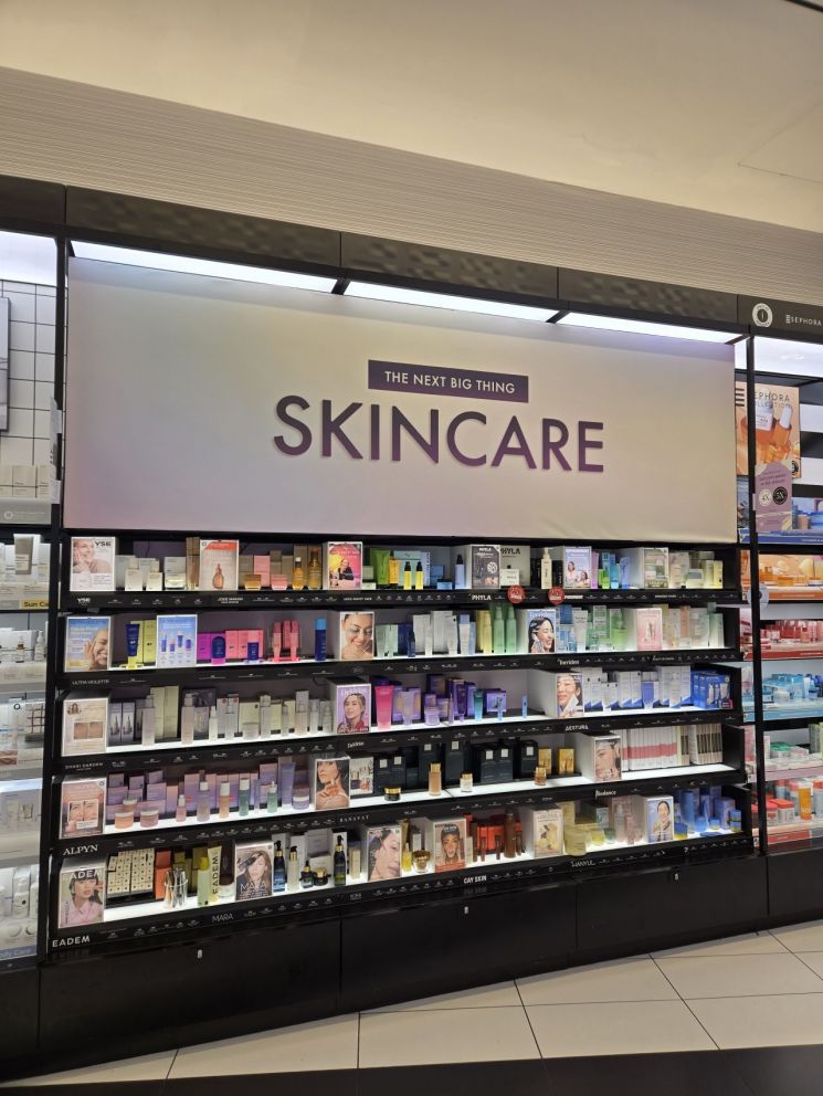 "힙하다 힙해" 퇴근길 치맥에 한국 화장품 싹쓸이까지…뉴요커 일상에 스며들다[K웨이브3.0]④