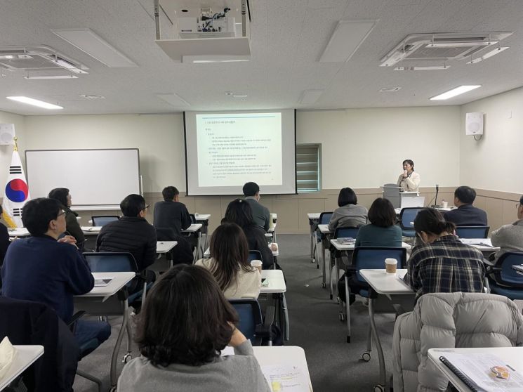 구리시, 의료·요양 통합 돌봄 담당자 역량 강화 교육 실시