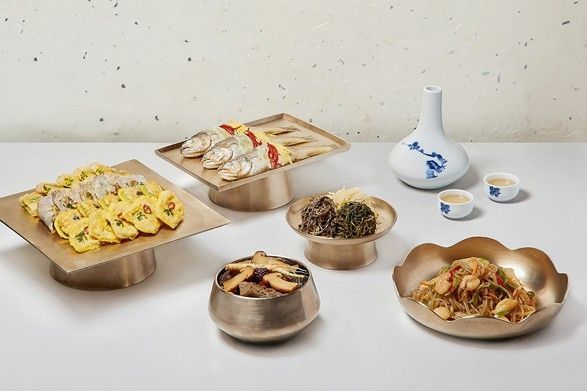 "조상님, 이번 설은 60만원 상차림으로 모실게요"…불티나는 호텔 차례상