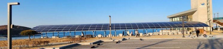 경기도, 수원 등 12개 지역서 '태양광발전 겸한 비가림막' 사업