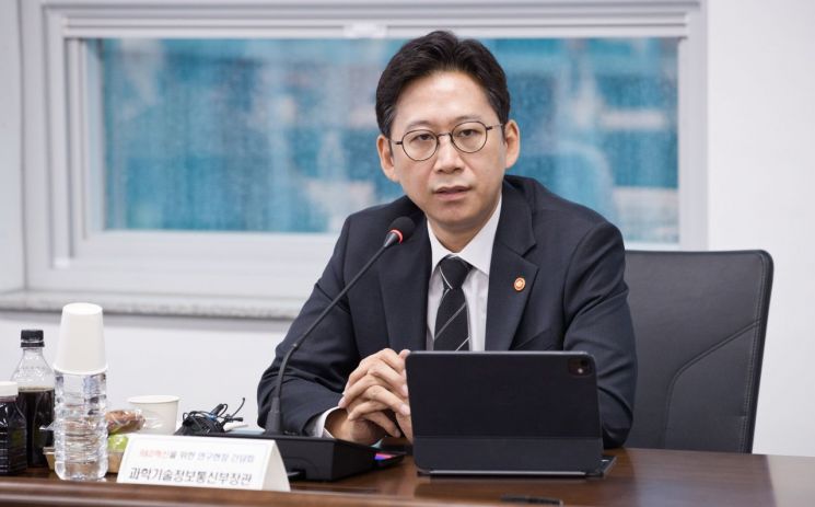 [재산공개]배경훈 과기부총리 41억…유상임 전 장관 16억 신고