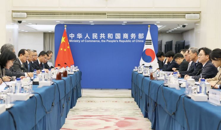 금융·콘텐츠·데이터 개방 논의…韓中, 서비스·투자 협상 본격화