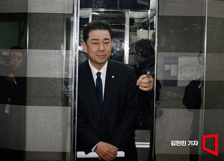 박지원 "김병기 살신성인에 감사…힘내라, 큰 형님이 함께 간다"