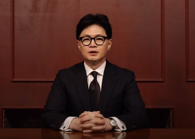 한동훈 사과 후 장동혁에 쏠리는 눈…첫 분수령은 김종혁 징계